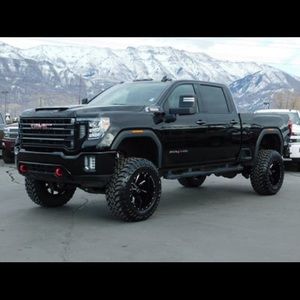 Meet your Posher, Rodolfo